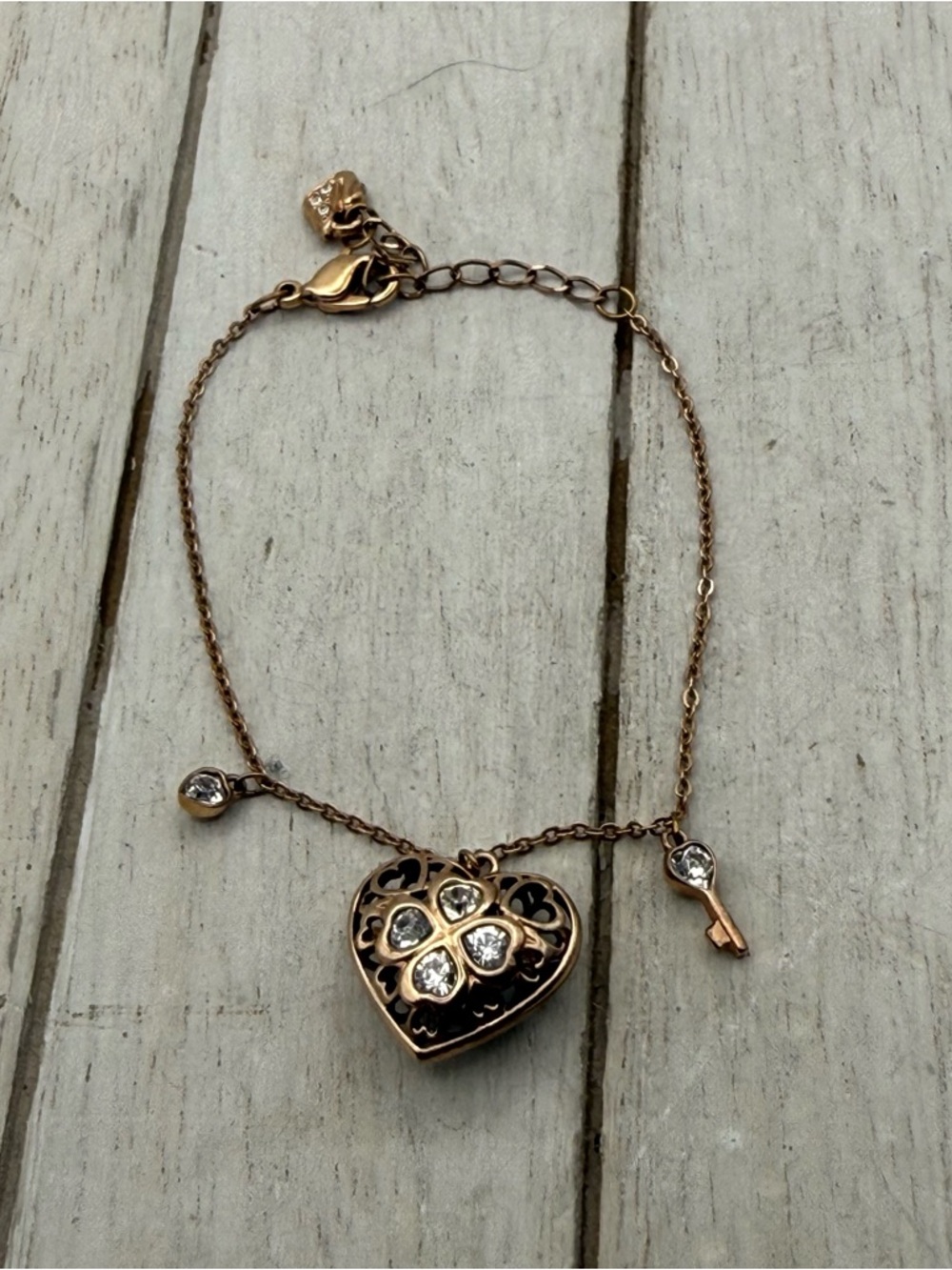 RARE SWAROVSKI ROSE GOLD TONE HEART BRACELET